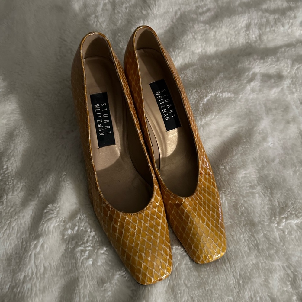 Vintage 1990s Stuart Weitzman Yellow Square Toe High Heel Block Pumps